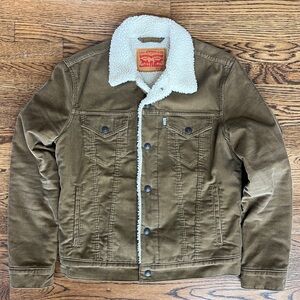 Levi's Men's Tan Sherpa Lined Corduroy Trucker Jacket Small